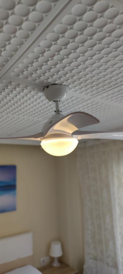 ולנסיה Apartamento En La Playa Malvarrosa מראה חיצוני תמונה